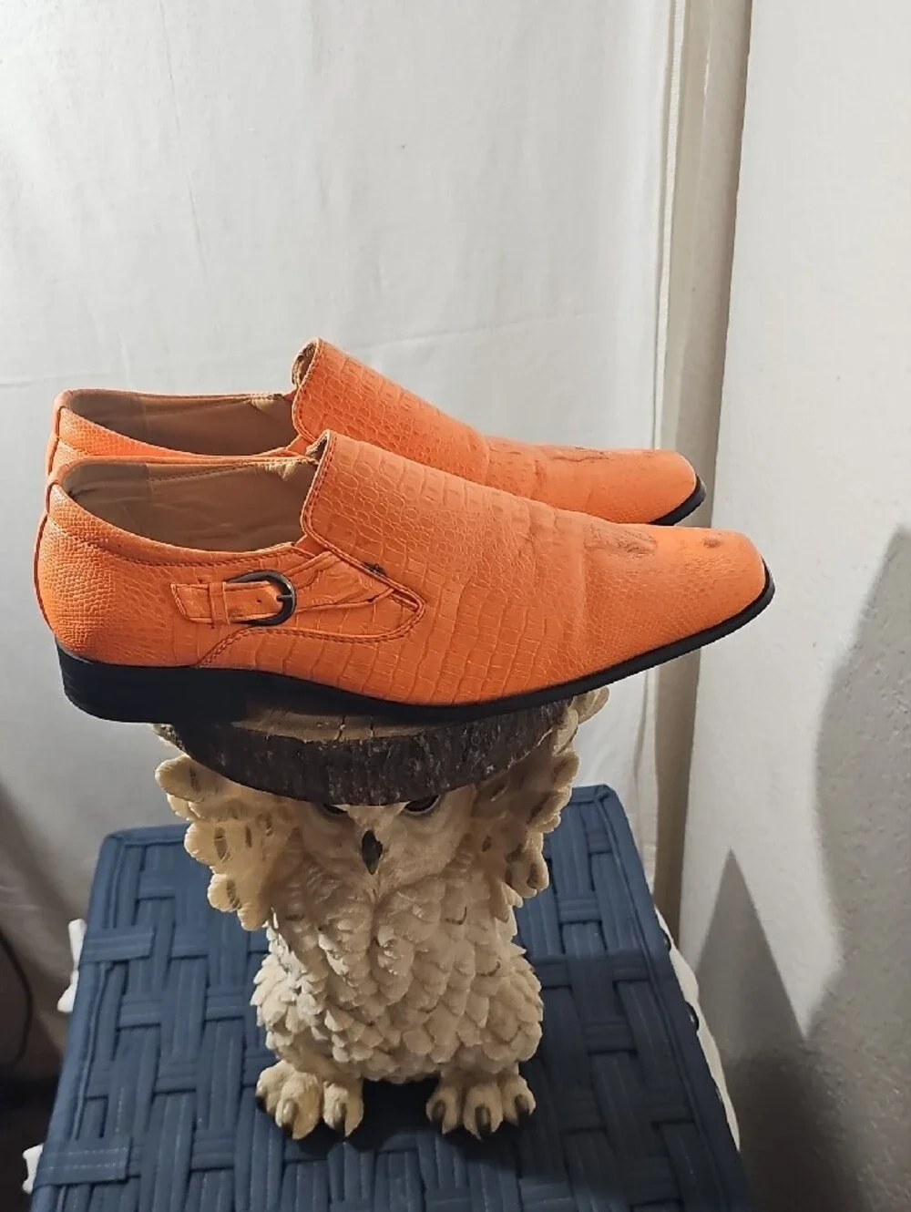 Men's Orange Croc-Embossed Derby Shoes